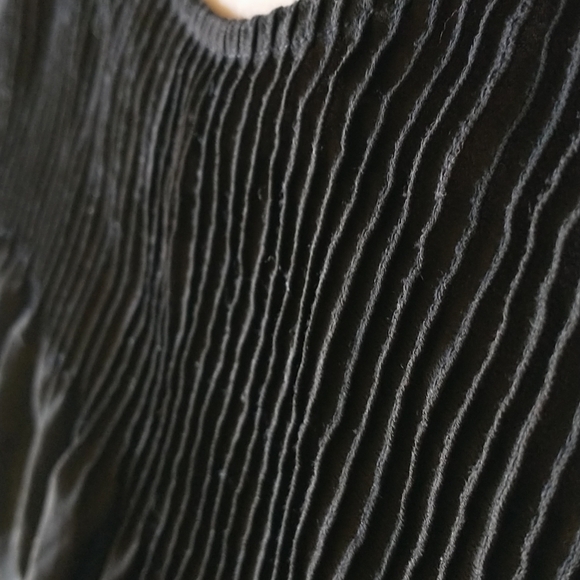 Kimchi Blue Black Top - Picture 4 of 8